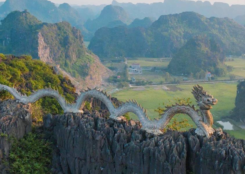 Sapa to Ninh Binh by private car- Sapa Private Car Travel