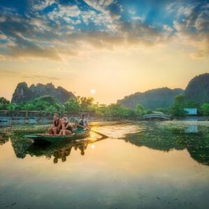 Sapa to Ninh Binh by private car- Sapa Private Car Travel