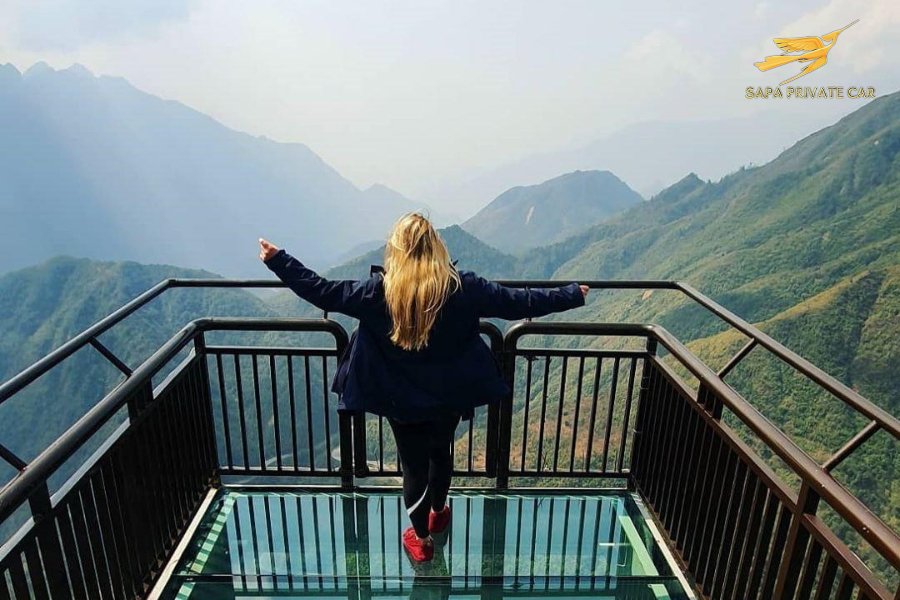 Rong May Glass Bridge - Sapa Private Car