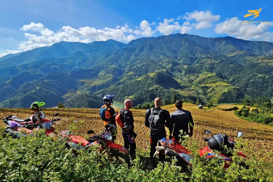 Outfit In Sapa - Sapa Private Car