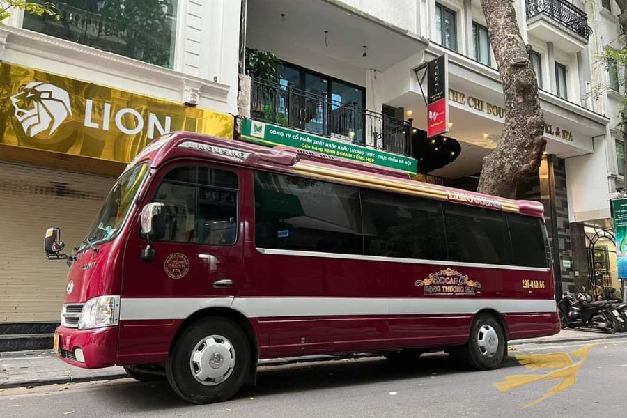 Limousine in Sa Pa