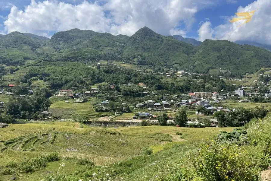 Ta Van Village lies beautifully among the Muong Hoa Valley